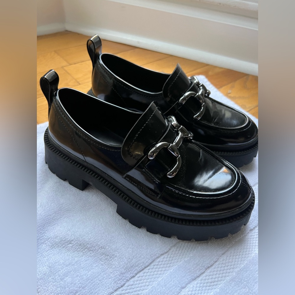 Steve Madden ‘ Madden Girl ‘ Black Patent Platform Loafers Size 6